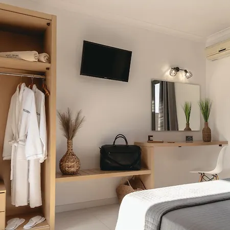 فندق مبيت وإفطار White Canvas Boutique لاغاناس
