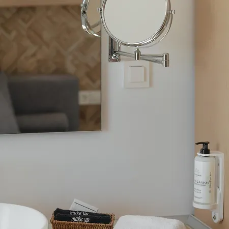 فندق مبيت وإفطار White Canvas Boutique 3*