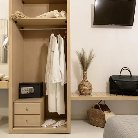 White Canvas Boutique فندق مبيت وإفطار